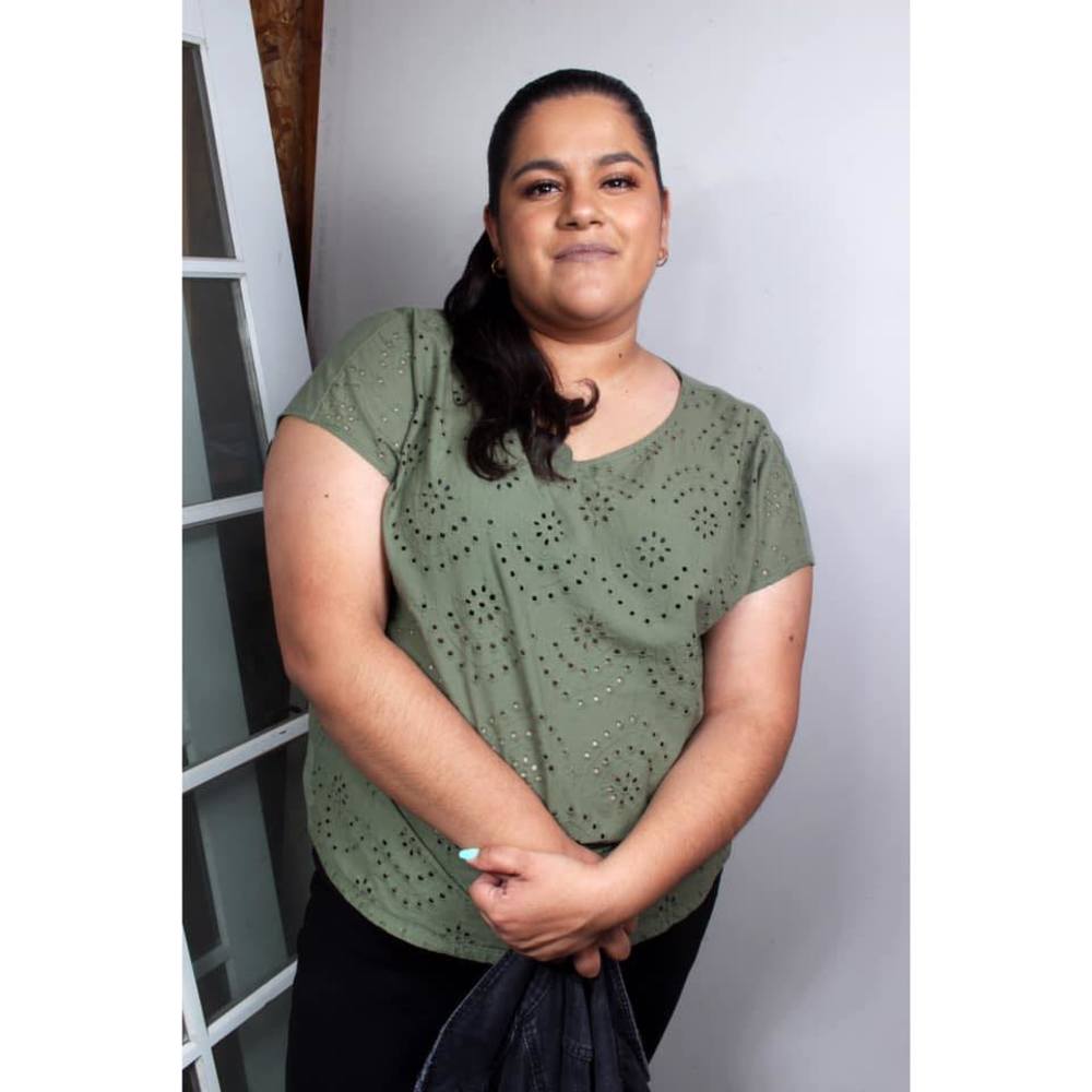 Meet your Posher, Romelia